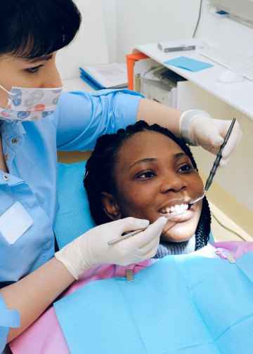 principais causas para gengiva inchada