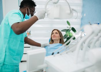 Como e feita a anestesia do dentista Esclareca X duvidas scaled