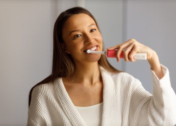 mitos e verdades sobre a escova eletrica scaled