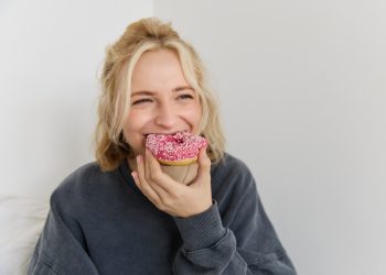 efeitos do acucar nos dentes scaled