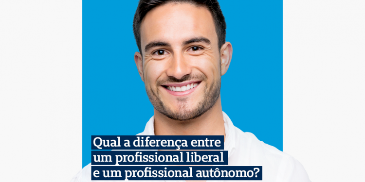 Homem sorrindo com um fundo quadrado azul e branco e frase escrita sobre ele dizendo: Qual a diferença de um profissional liberal e um autônomo?