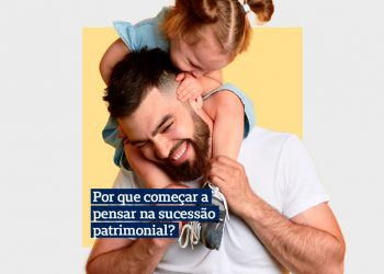 planejamento sucessório - Homem brincando com sua filha, carregando ela em seus ombros