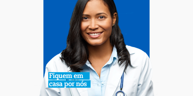 Apelo dos profissionais da saúde emociona o mundo