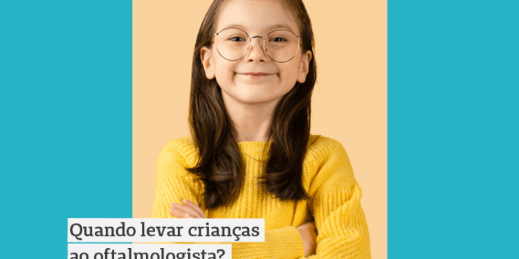 menina usa óculos depois de consulta com oftalmologista