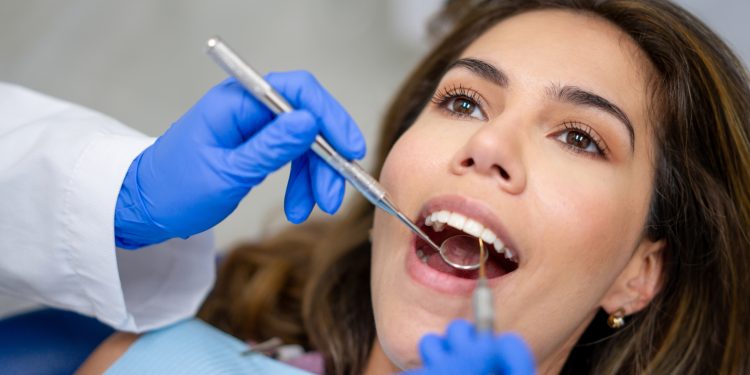 Quais são as principais causas da doença periodontal e os tratamentos?