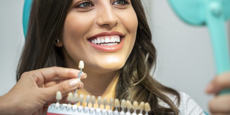 A coroa protética quebrou? Entenda o que fazer